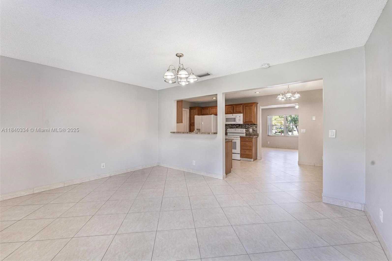 Small Image of 9285 AFFIRMED LN, Boca Raton Number 13