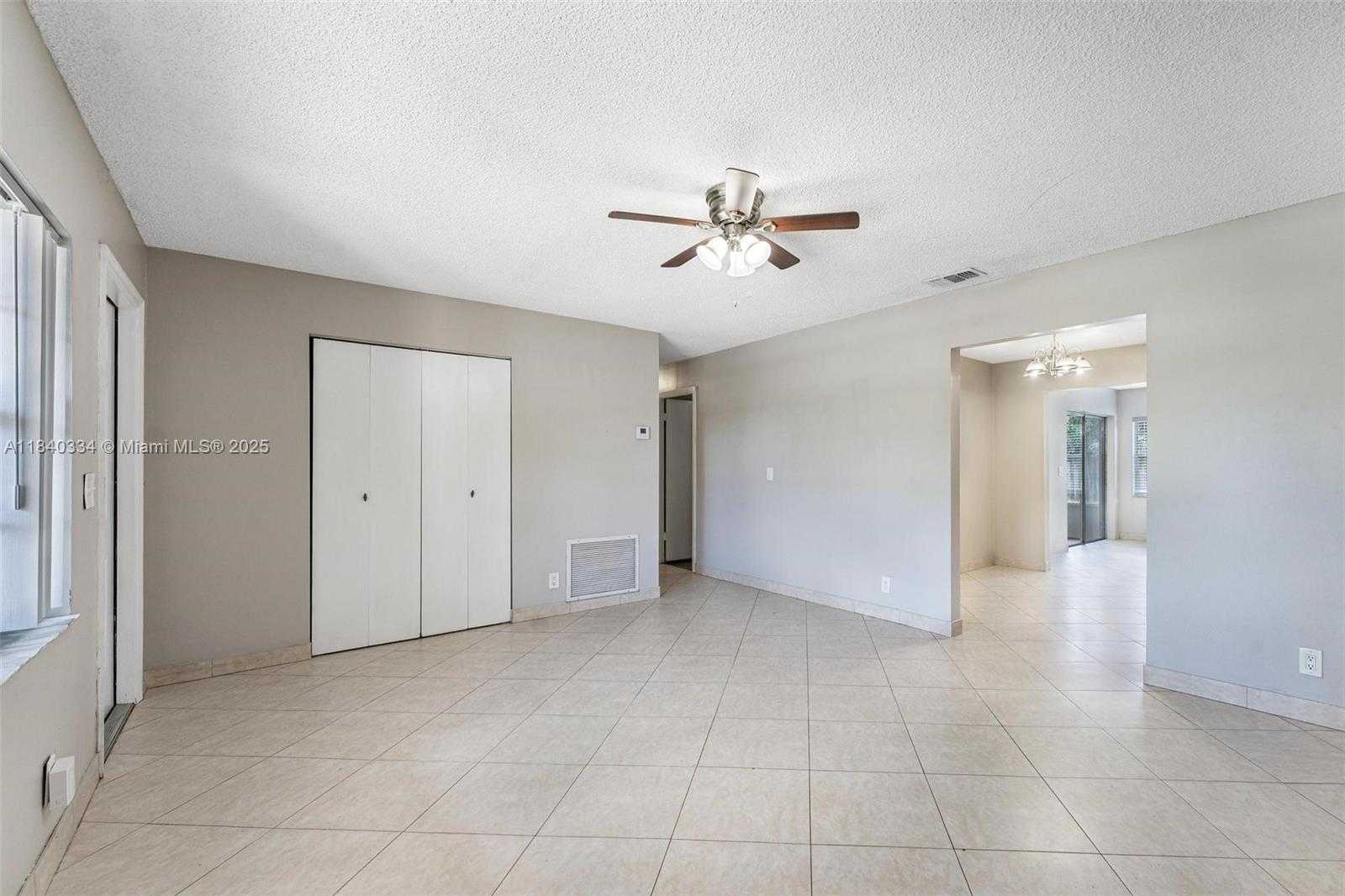 Small Image of 9285 AFFIRMED LN, Boca Raton Number 16