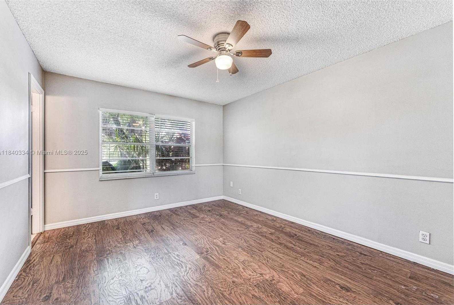 Small Image of 9285 AFFIRMED LN, Boca Raton Number 27