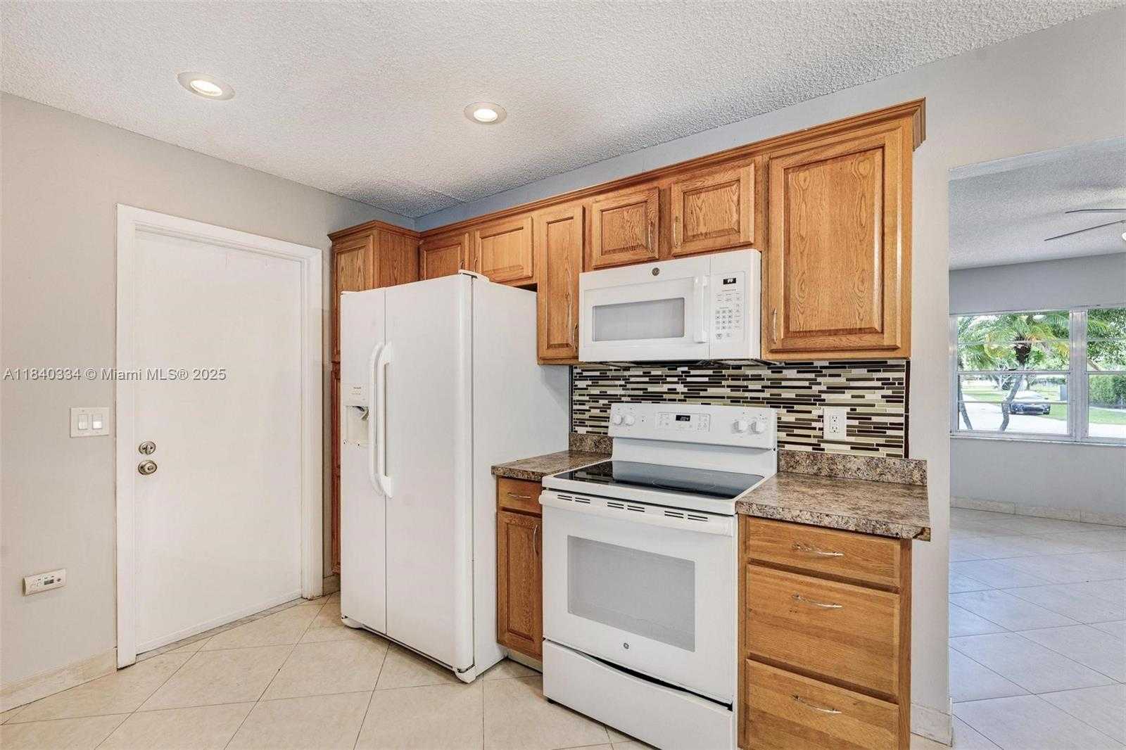 Small Image of 9285 AFFIRMED LN, Boca Raton Number 7