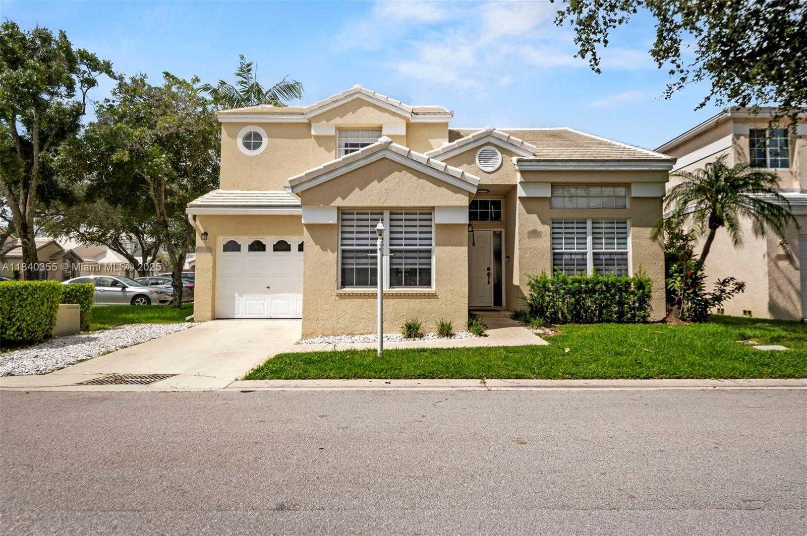 Small Image of 9384 NORTH WEST 8TH CIR, Plantation Number 2
