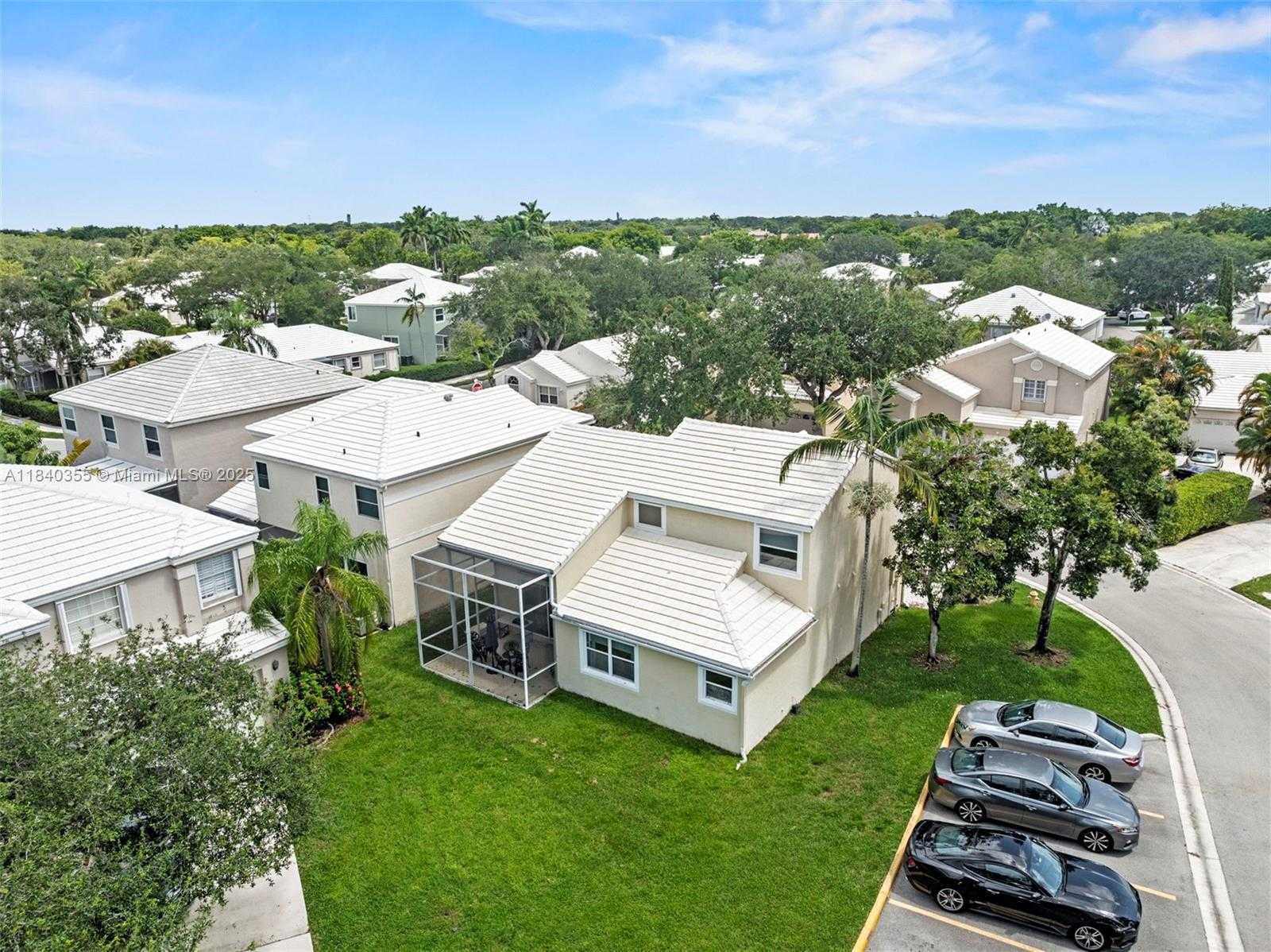 Small Image of 9384 NORTH WEST 8TH CIR, Plantation Number 28