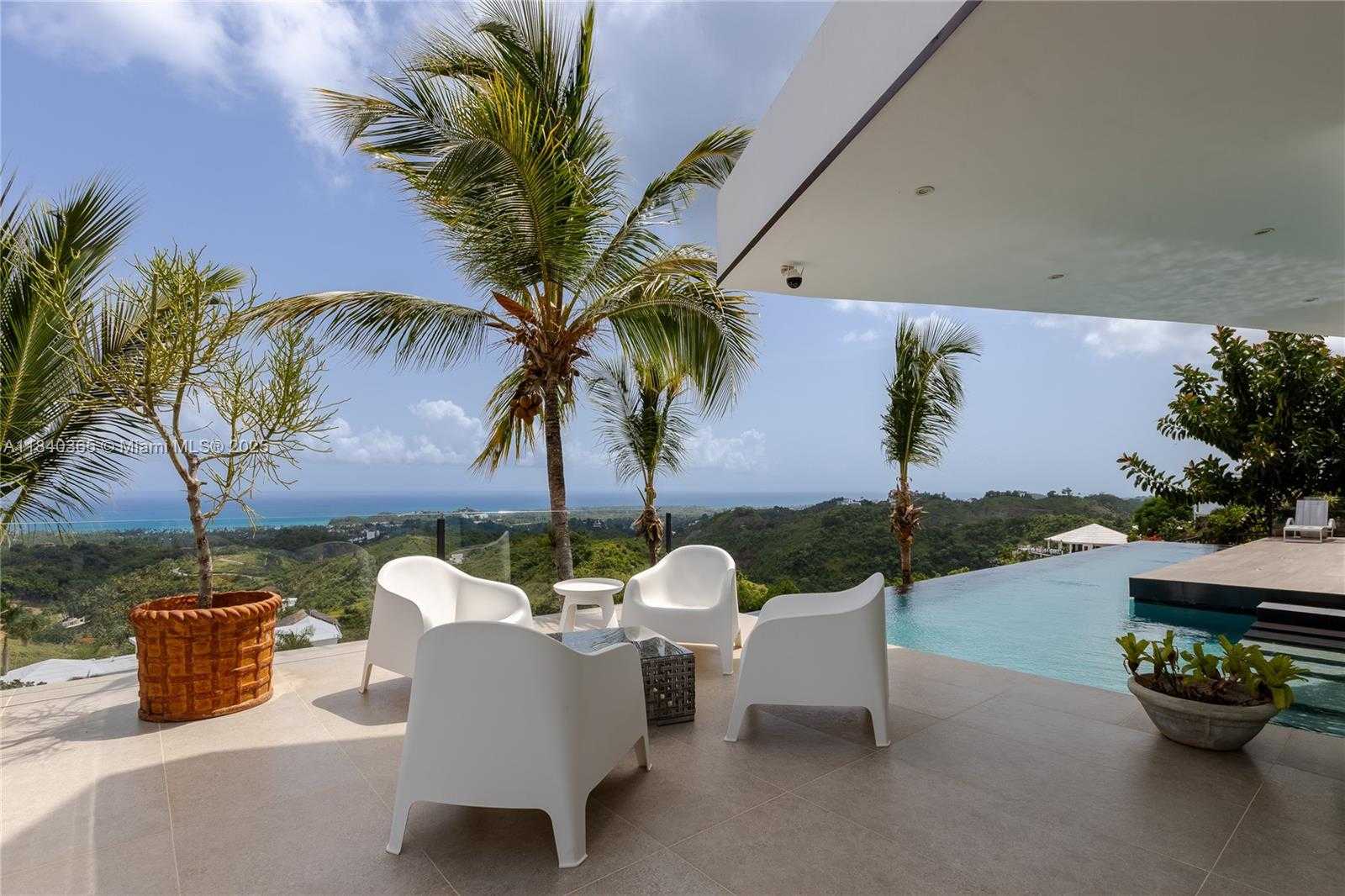 Small Image of LAS TERRENAS, SAMANA, Out of City Number 2