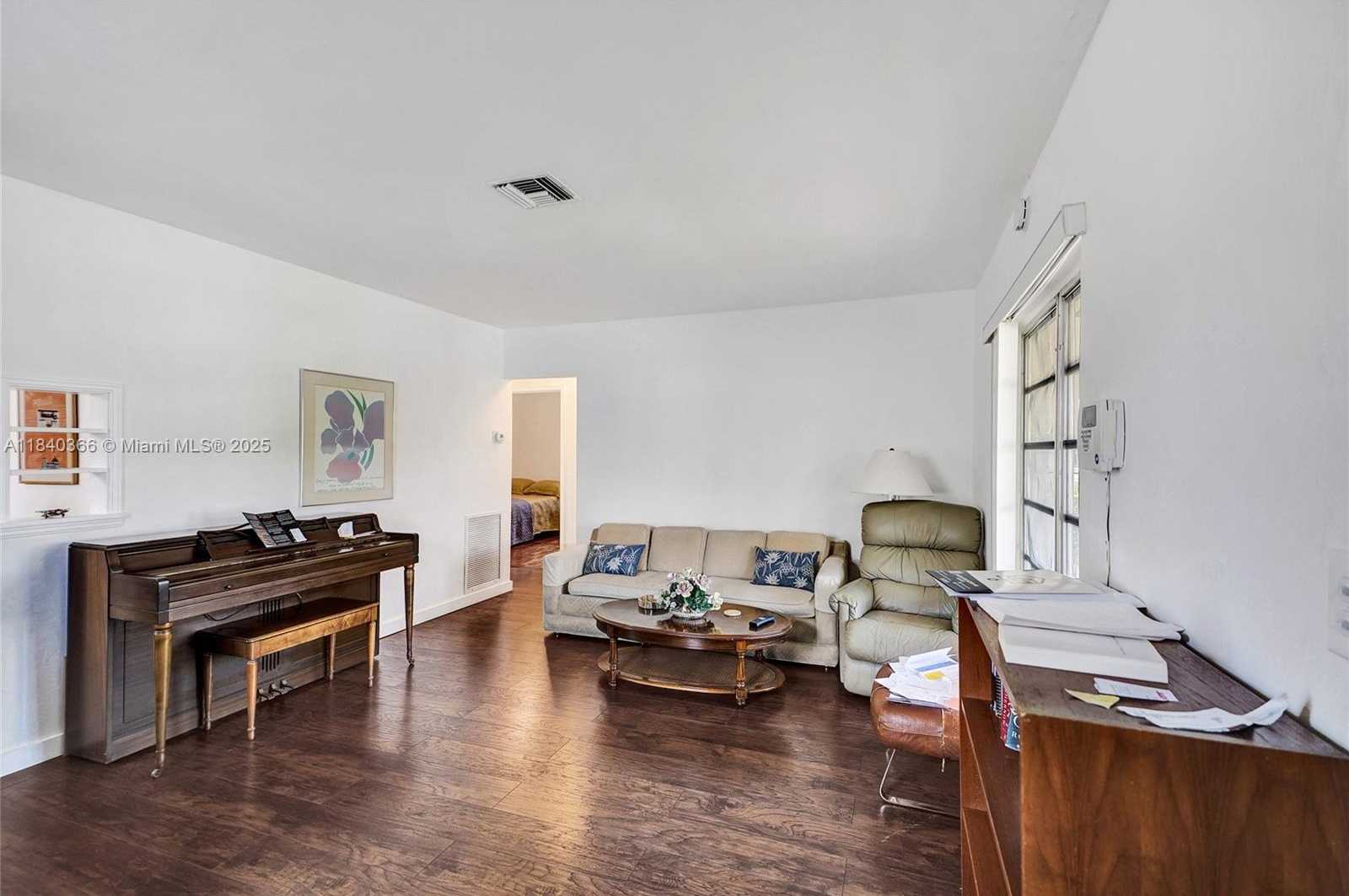 Small Image of 105 NORTH WEST 32ND PL, Miami Number 12