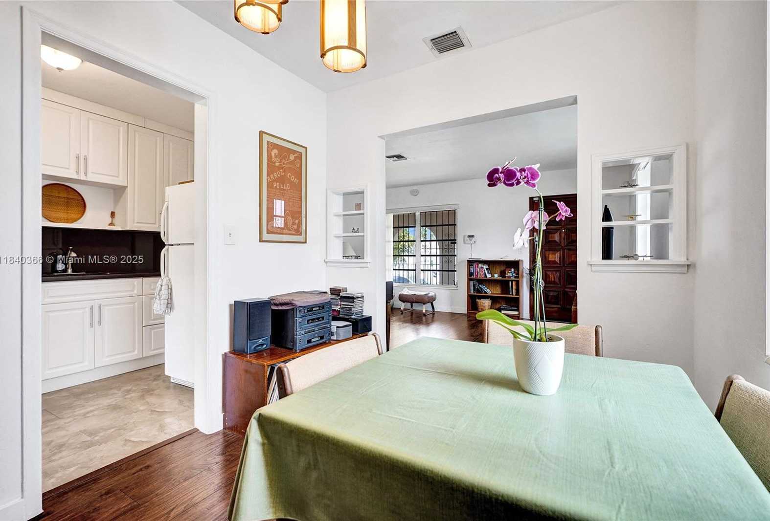 Small Image of 105 NORTH WEST 32ND PL, Miami Number 42