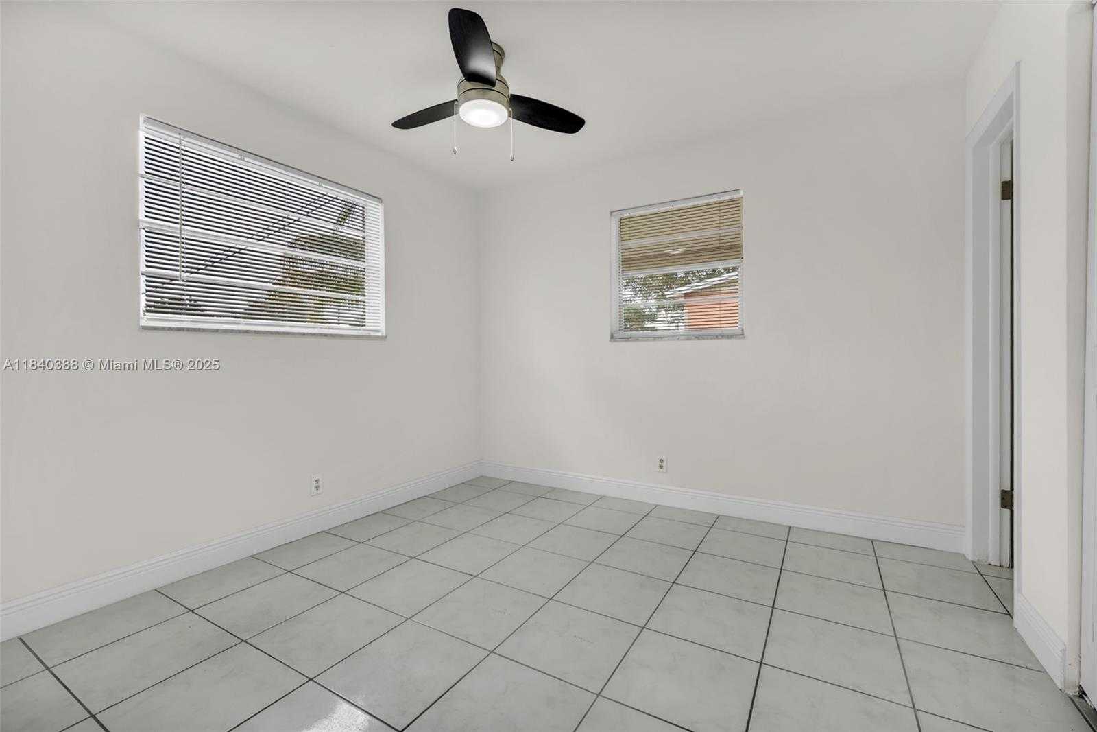 Small Image of 451 SOUTH WEST 28TH AVE, Fort Lauderdale Number 19