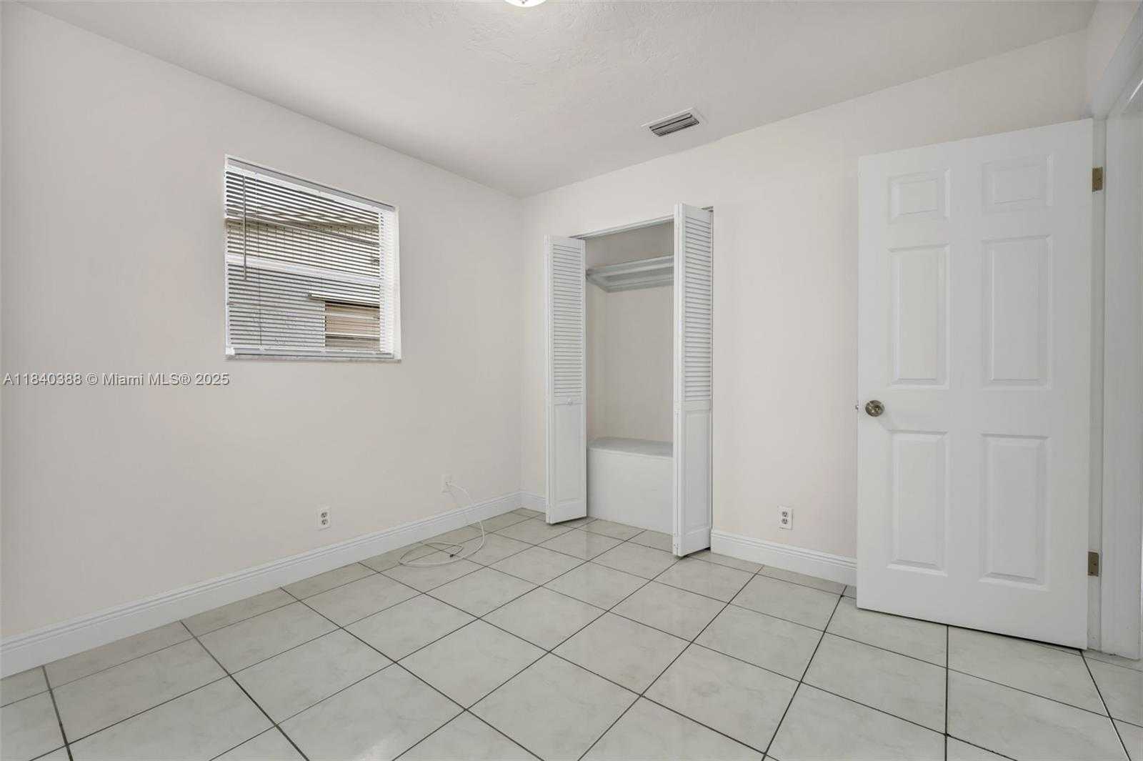 Small Image of 451 SOUTH WEST 28TH AVE, Fort Lauderdale Number 26