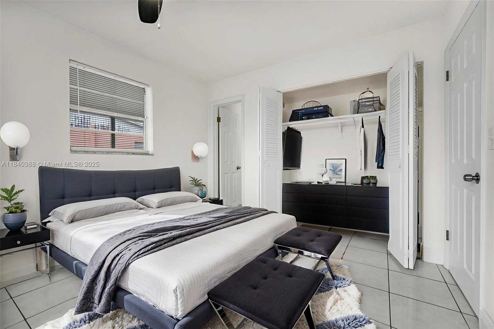 Small Image of 451 SOUTH WEST 28TH AVE, Fort Lauderdale Number 6