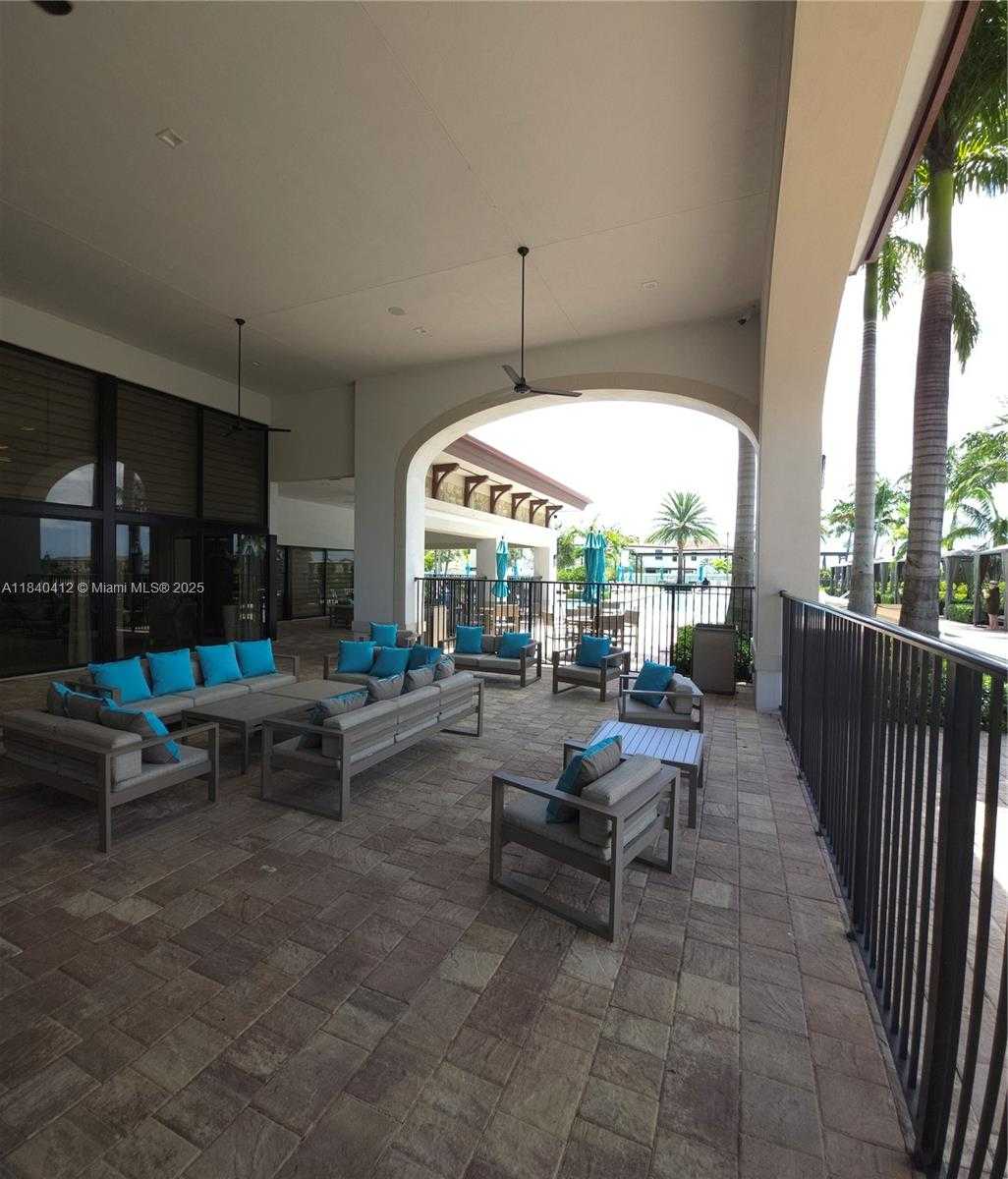 Small Image of 3419 WEST 109TH PL, Hialeah Number 42