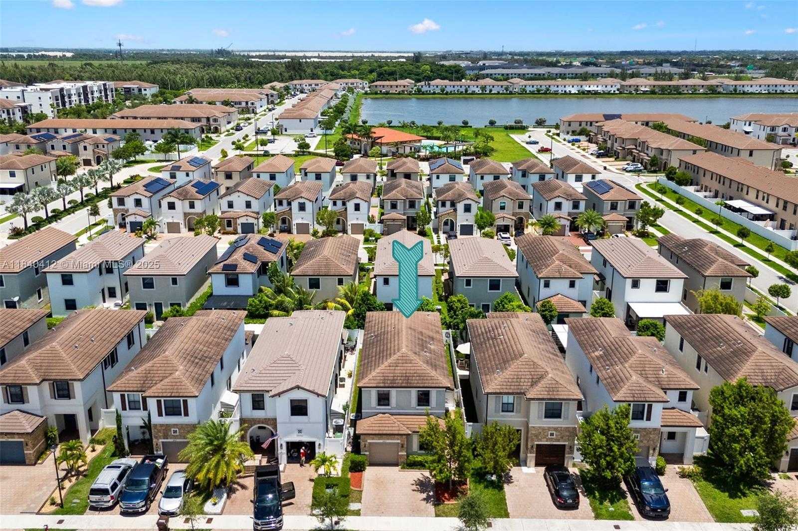 Small Image of 3419 WEST 109TH PL, Hialeah Number 52