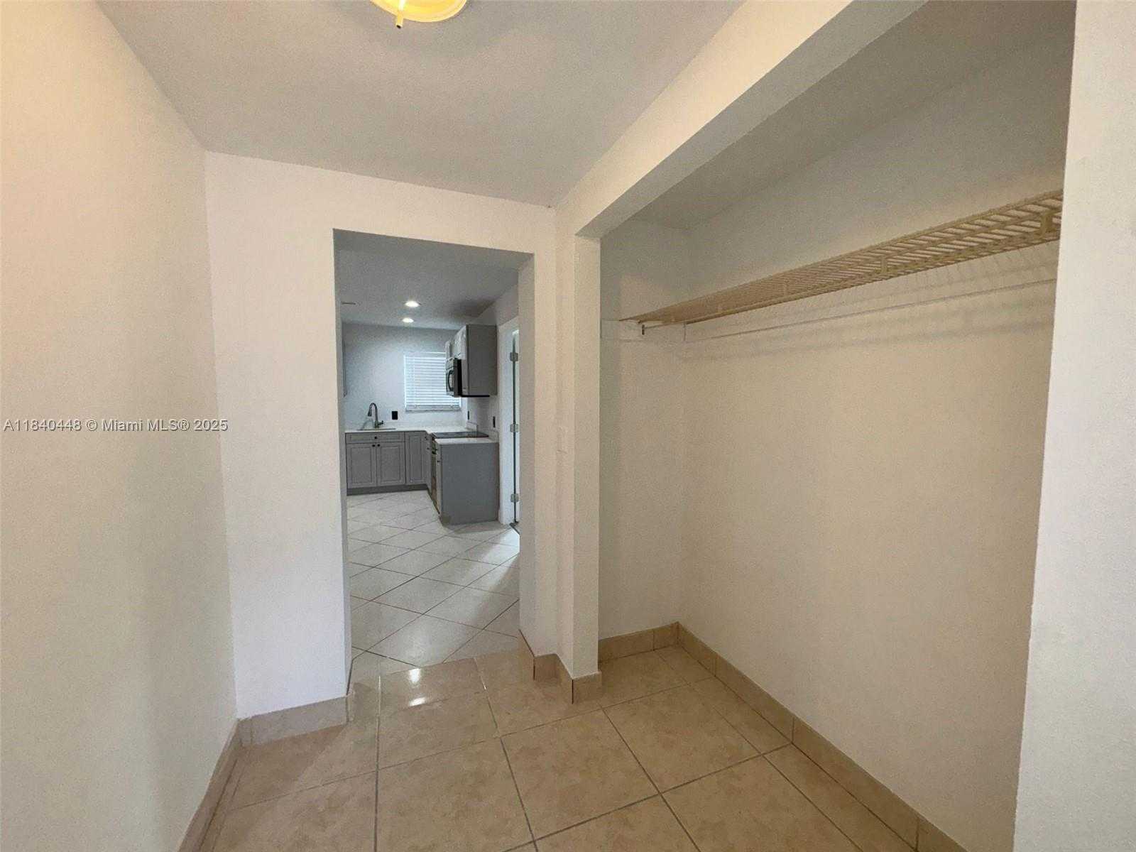 Small Image of 433 SOUTH WEST 28TH AVE, Fort Lauderdale Number 13