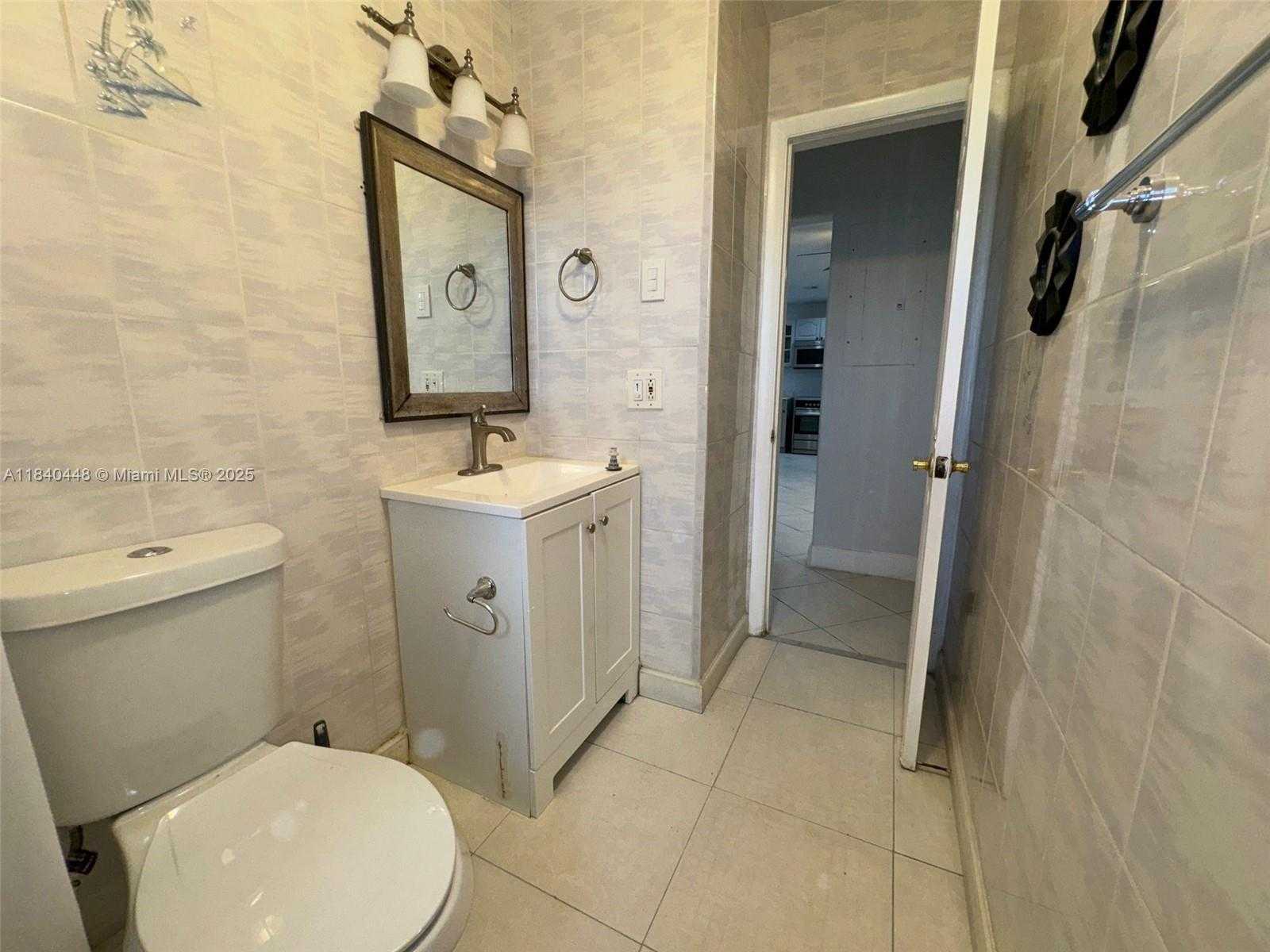 Small Image of 433 SOUTH WEST 28TH AVE, Fort Lauderdale Number 31