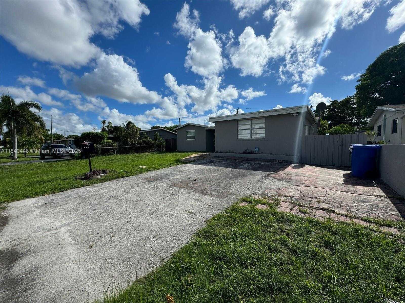 Small Image of 433 SOUTH WEST 28TH AVE, Fort Lauderdale Number 38