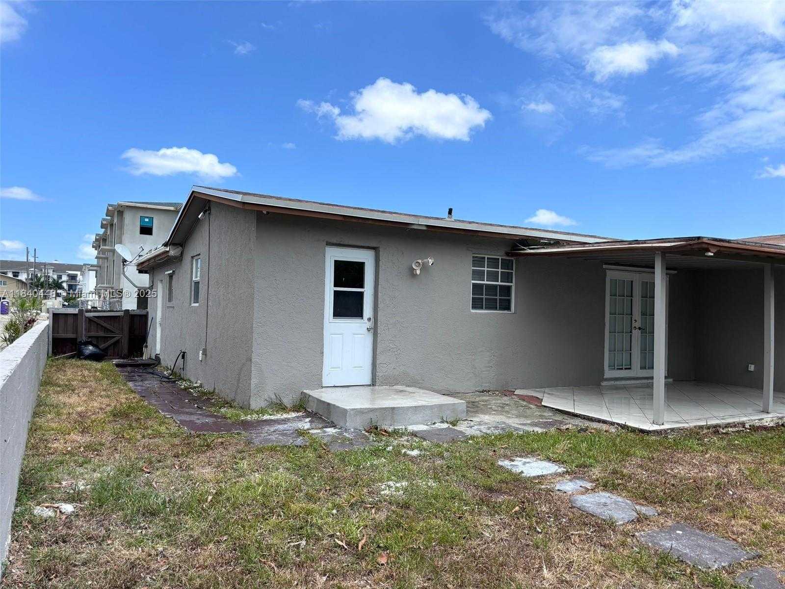 Small Image of 433 SOUTH WEST 28TH AVE, Fort Lauderdale Number 43