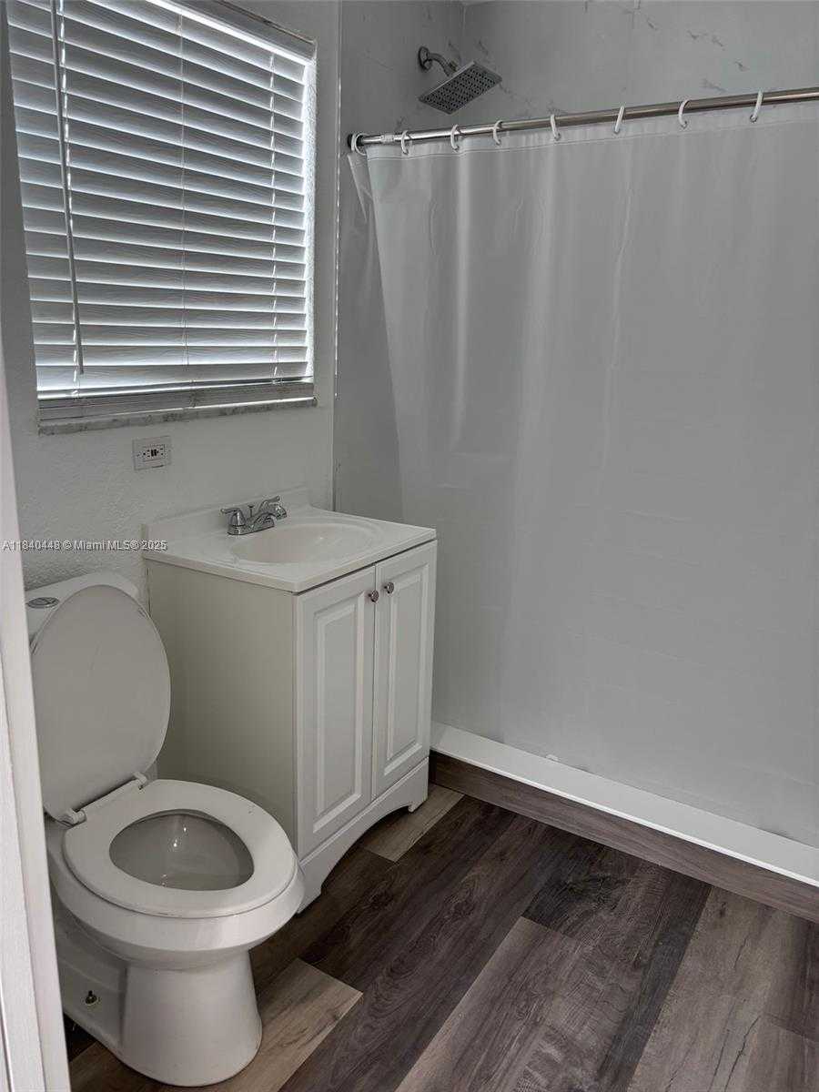 Small Image of 433 SOUTH WEST 28TH AVE, Fort Lauderdale Number 46