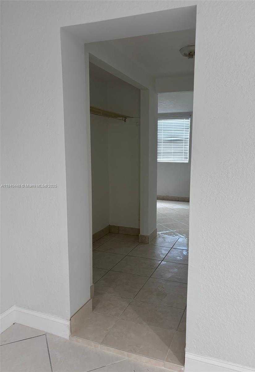 Small Image of 433 SOUTH WEST 28TH AVE, Fort Lauderdale Number 51