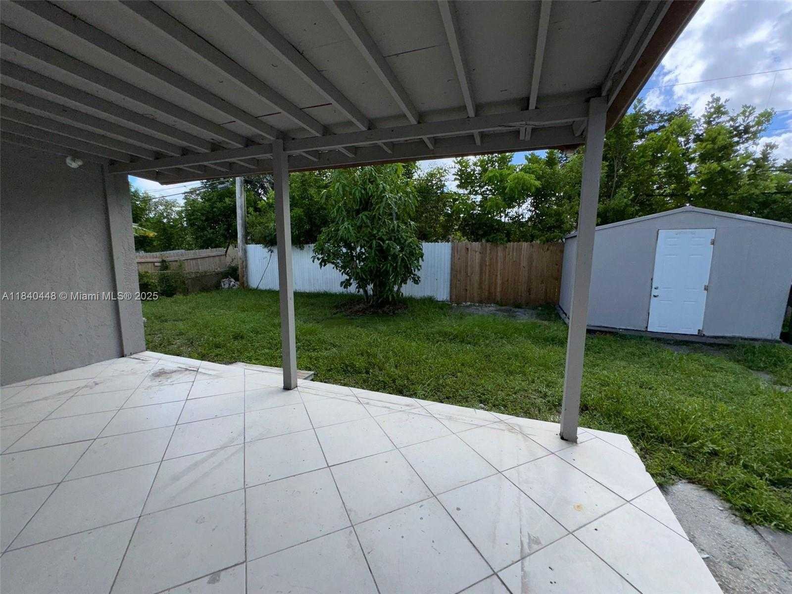 Small Image of 433 SOUTH WEST 28TH AVE, Fort Lauderdale Number 7