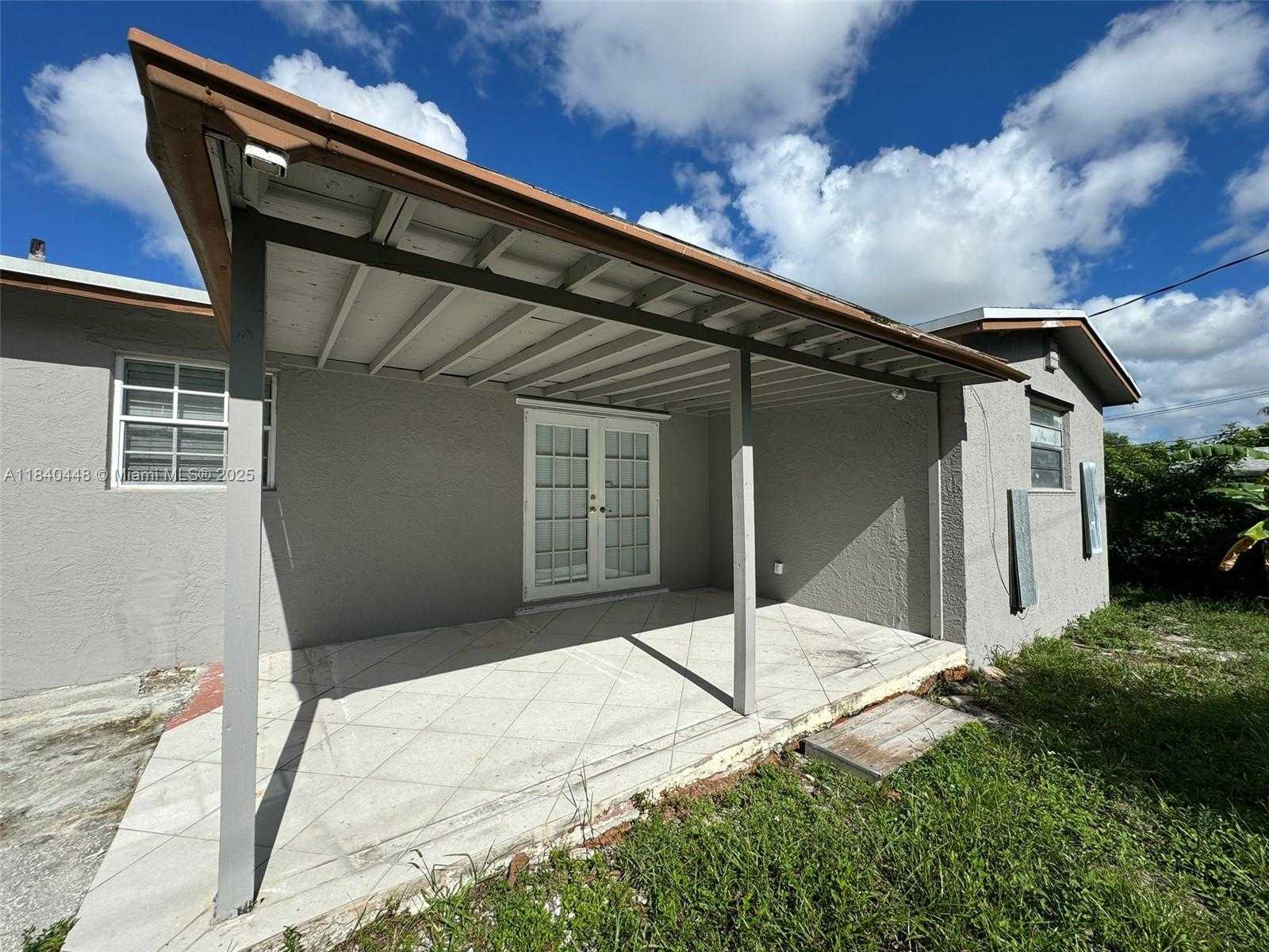 Small Image of 433 SOUTH WEST 28TH AVE, Fort Lauderdale Number 9