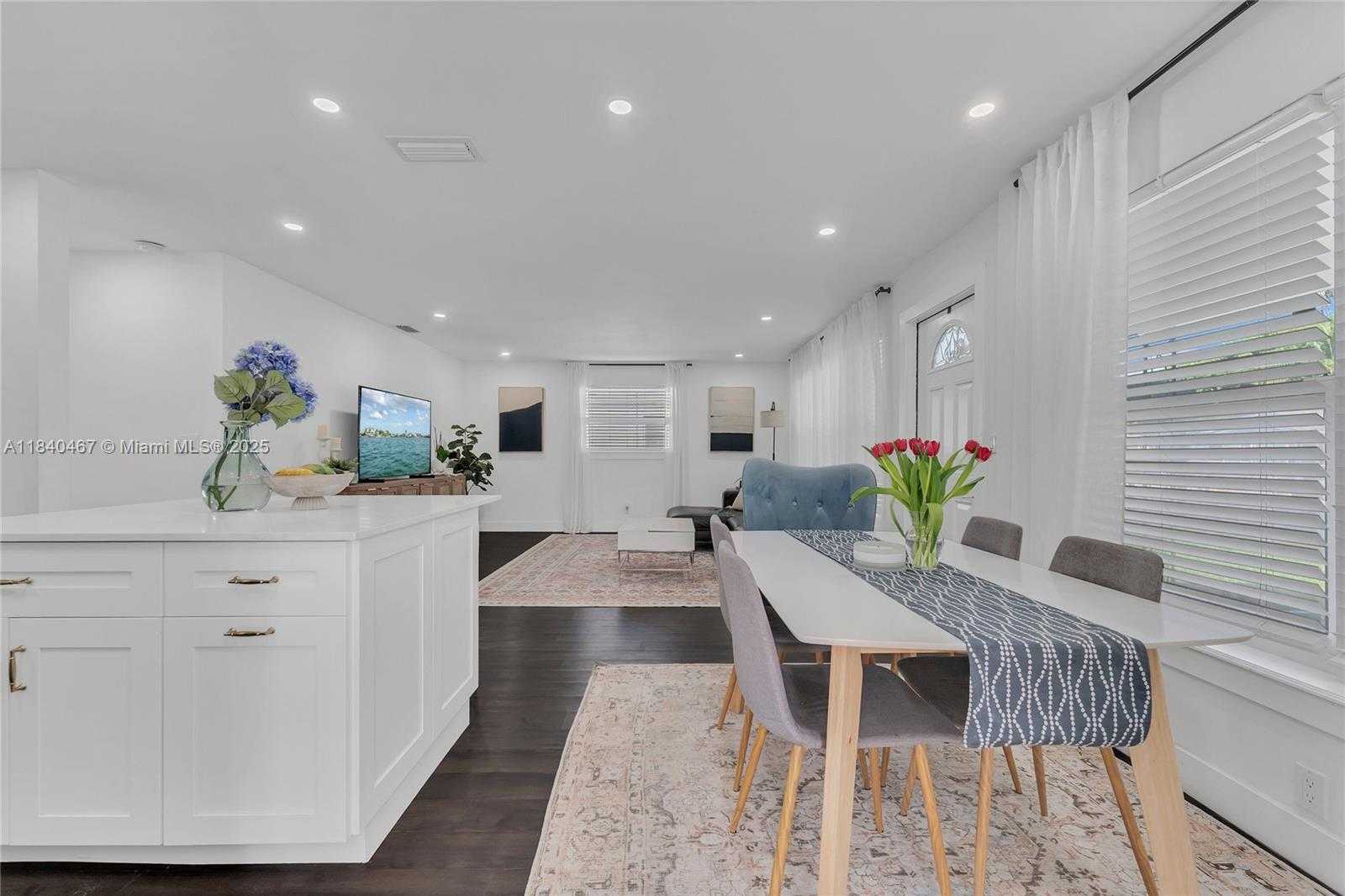 Small Image of 2851 WASHINGTON ST, Hollywood Number 12