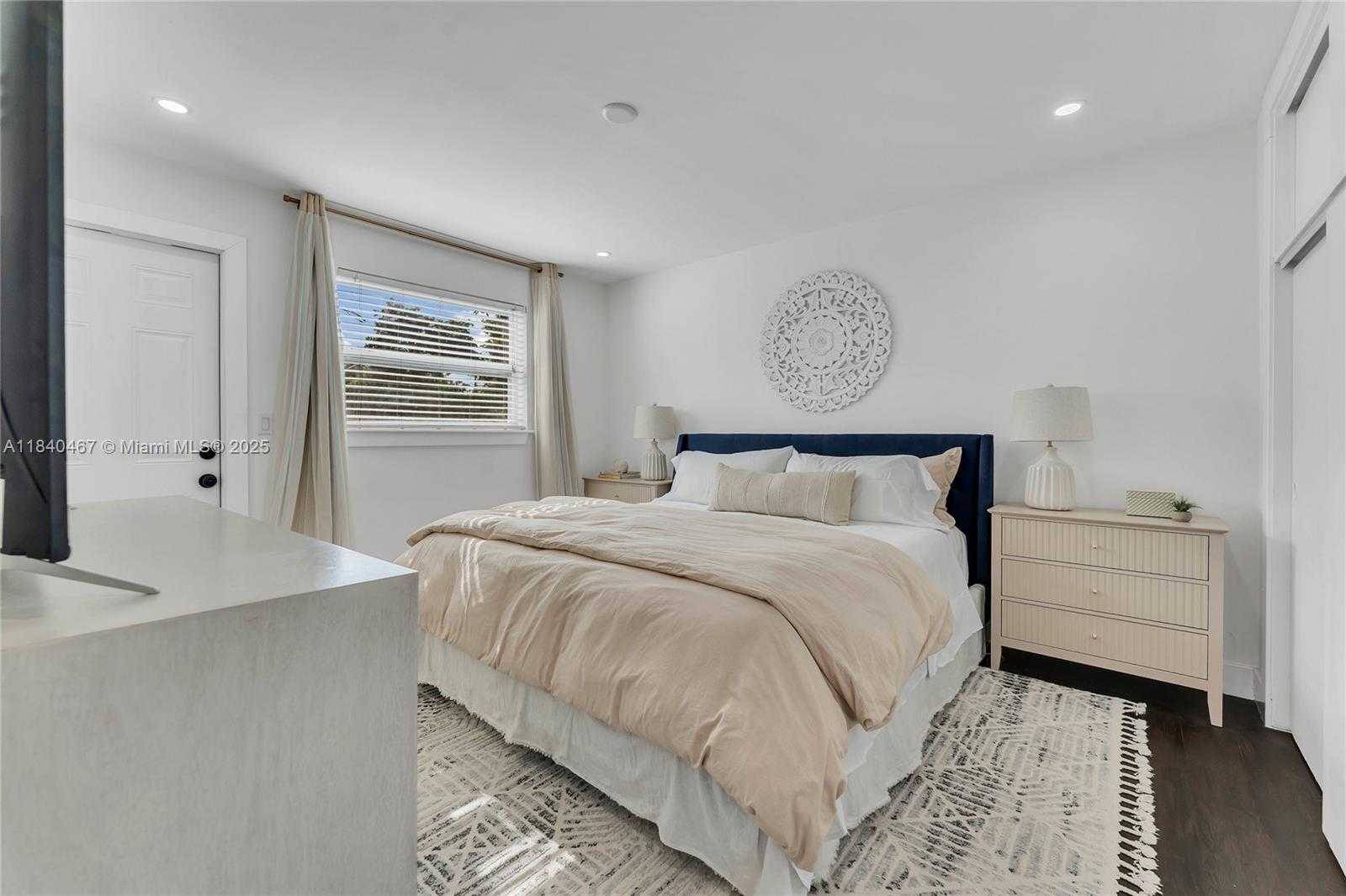 Small Image of 2851 WASHINGTON ST, Hollywood Number 13