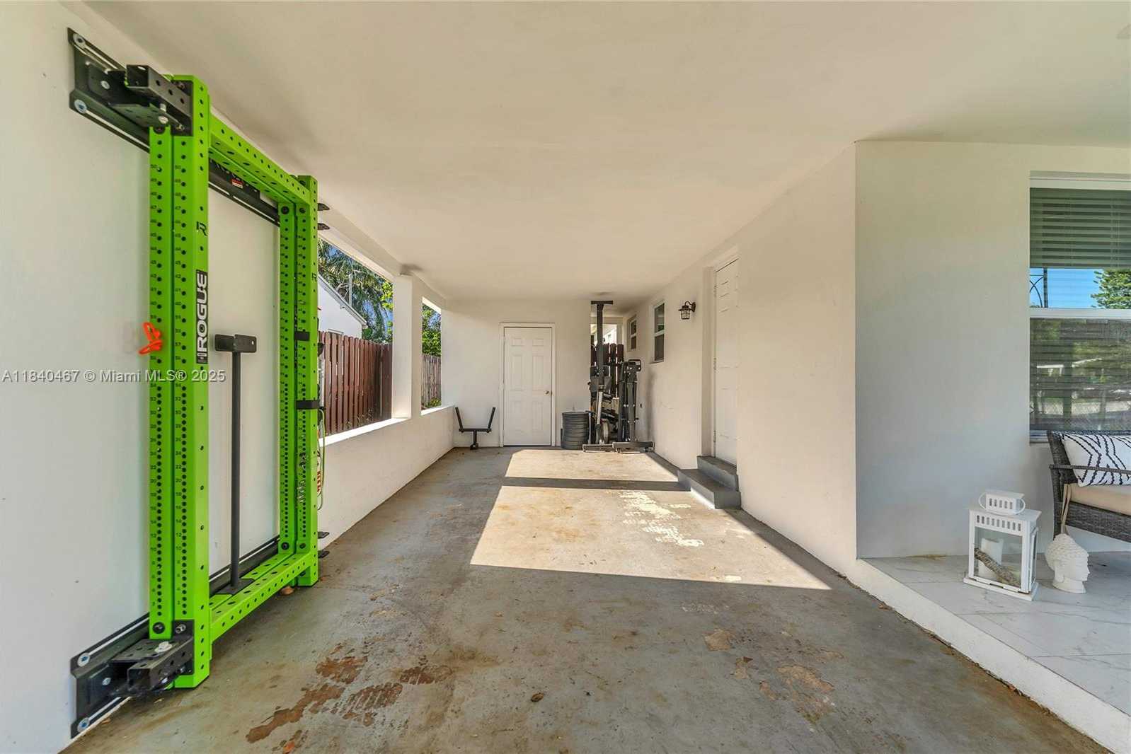Small Image of 2851 WASHINGTON ST, Hollywood Number 22