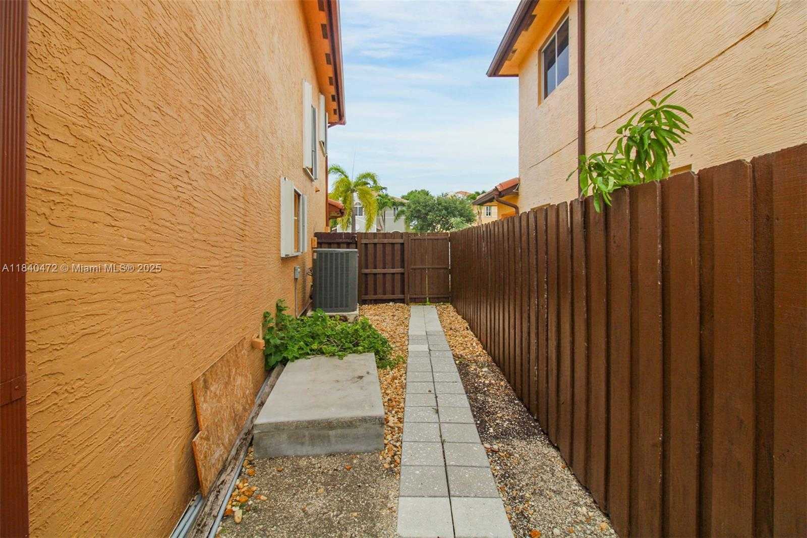 Small Image of 1033 NORTH EAST 41ST AVE, Homestead Number 33