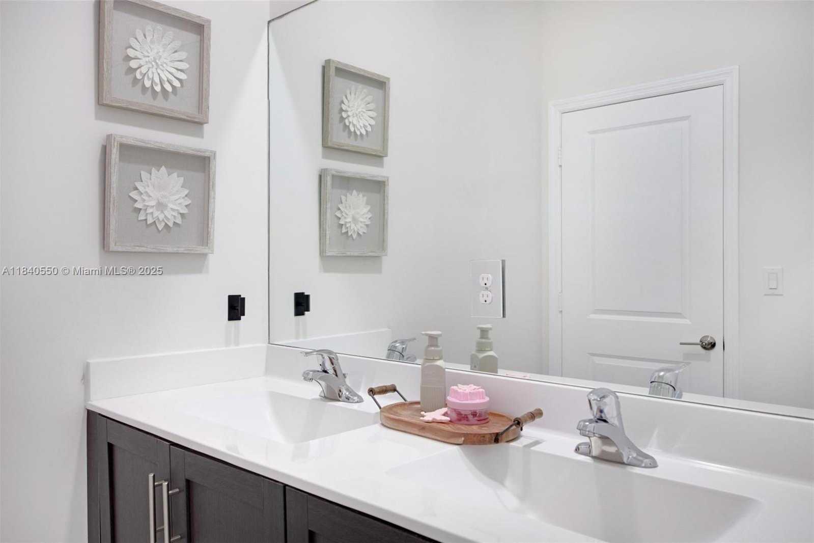 Small Image of 25009 SOUTH WEST 108TH AVE, Homestead Number 25