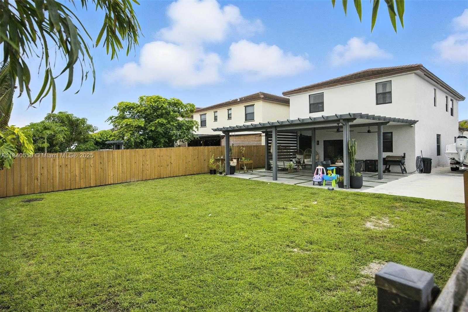 Small Image of 25009 SOUTH WEST 108TH AVE, Homestead Number 5