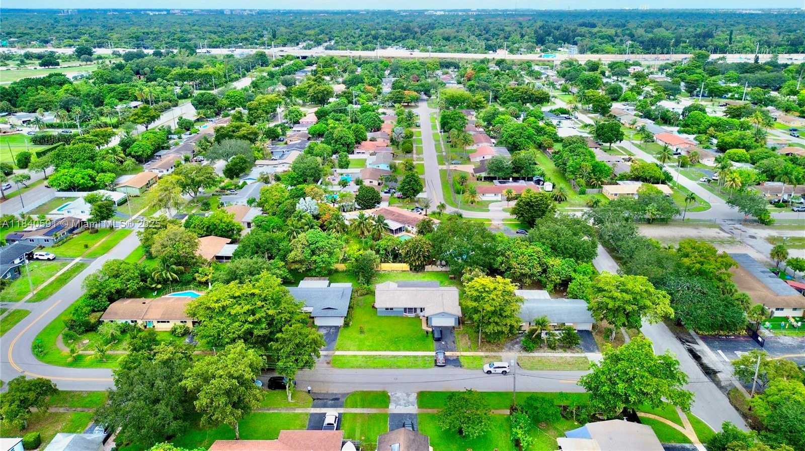 Small Image of 161 NORTH WEST 46TH TER, Plantation Number 31