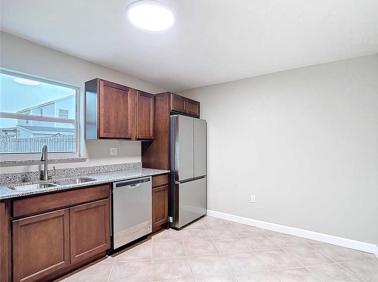Small Image of 12841 SOUTH WEST 146TH LN, Miami Number 17