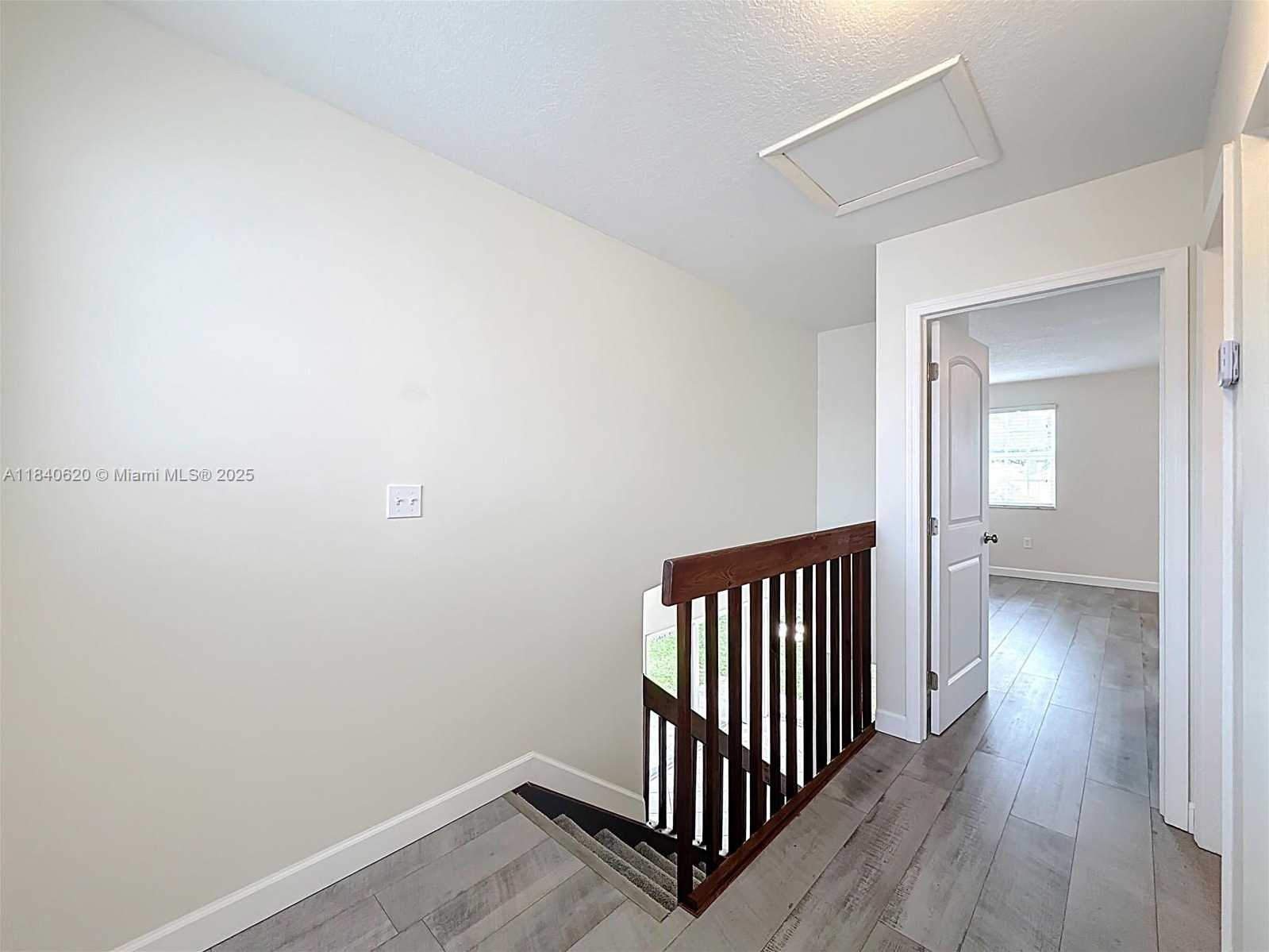 Small Image of 12841 SOUTH WEST 146TH LN, Miami Number 20