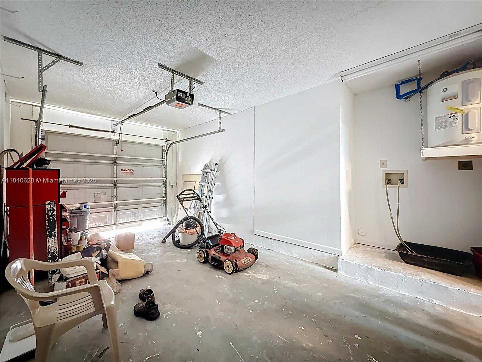 Small Image of 12841 SOUTH WEST 146TH LN, Miami Number 32
