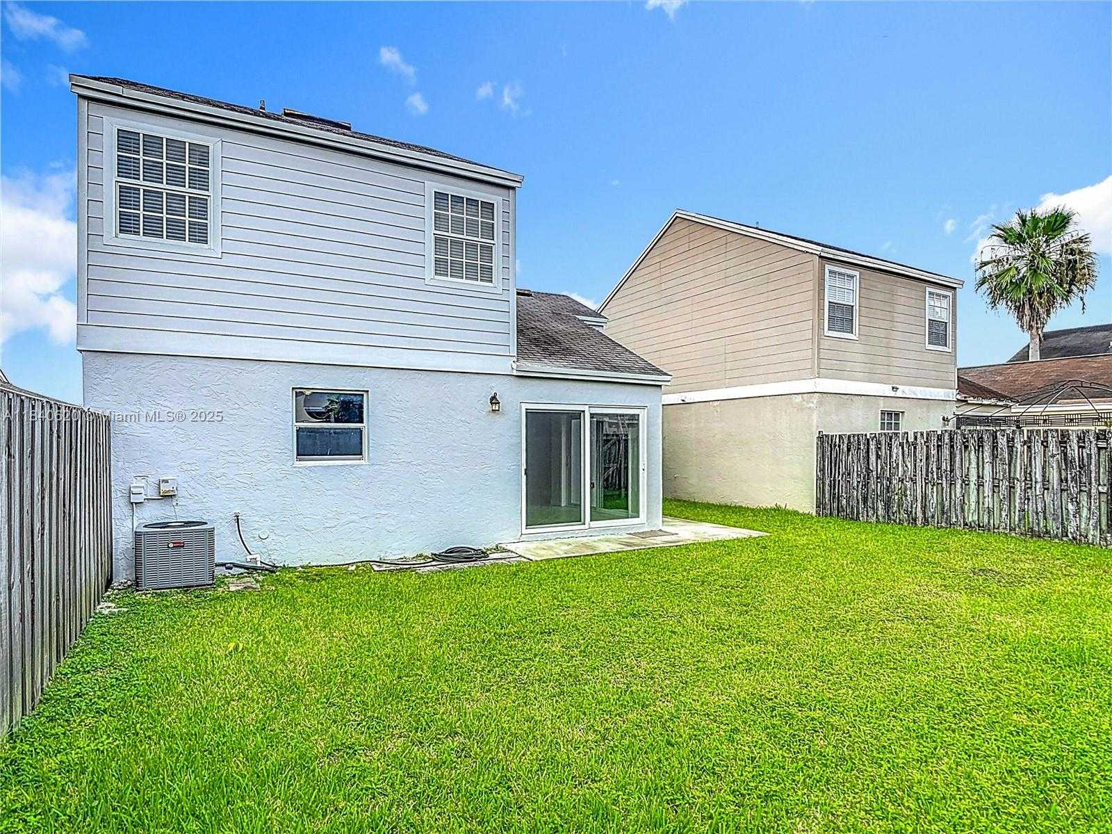 Small Image of 12841 SOUTH WEST 146TH LN, Miami Number 35
