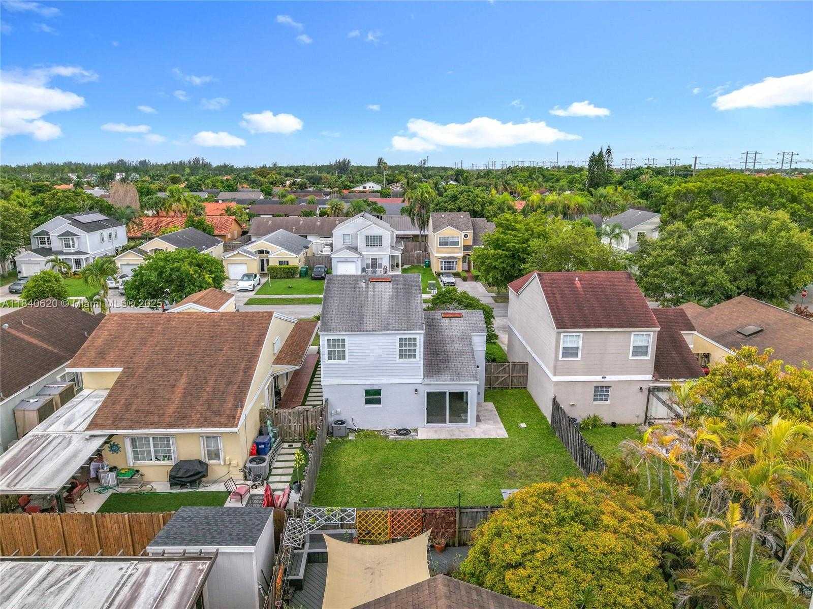 Small Image of 12841 SOUTH WEST 146TH LN, Miami Number 37