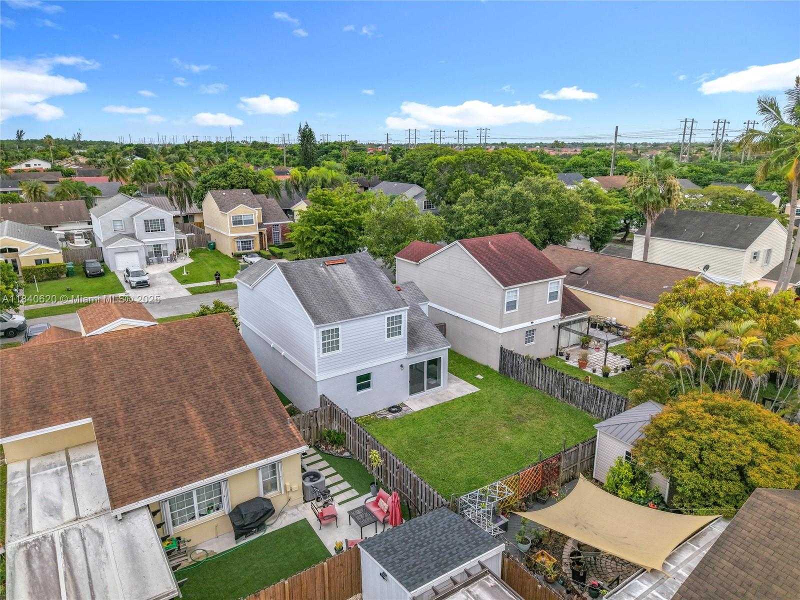 Small Image of 12841 SOUTH WEST 146TH LN, Miami Number 39