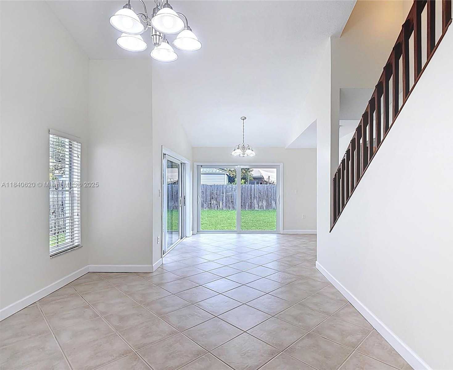 Small Image of 12841 SOUTH WEST 146TH LN, Miami Number 5