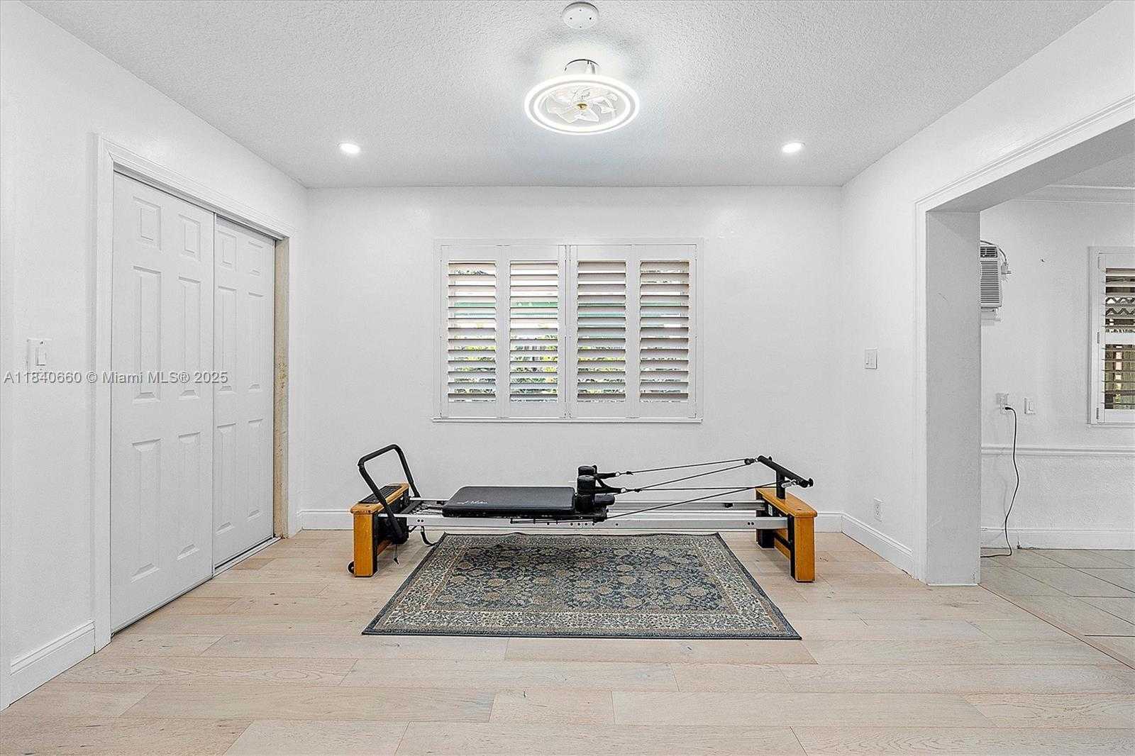 Small Image of 4980 SOUTH WEST 8TH CT, Margate Number 12