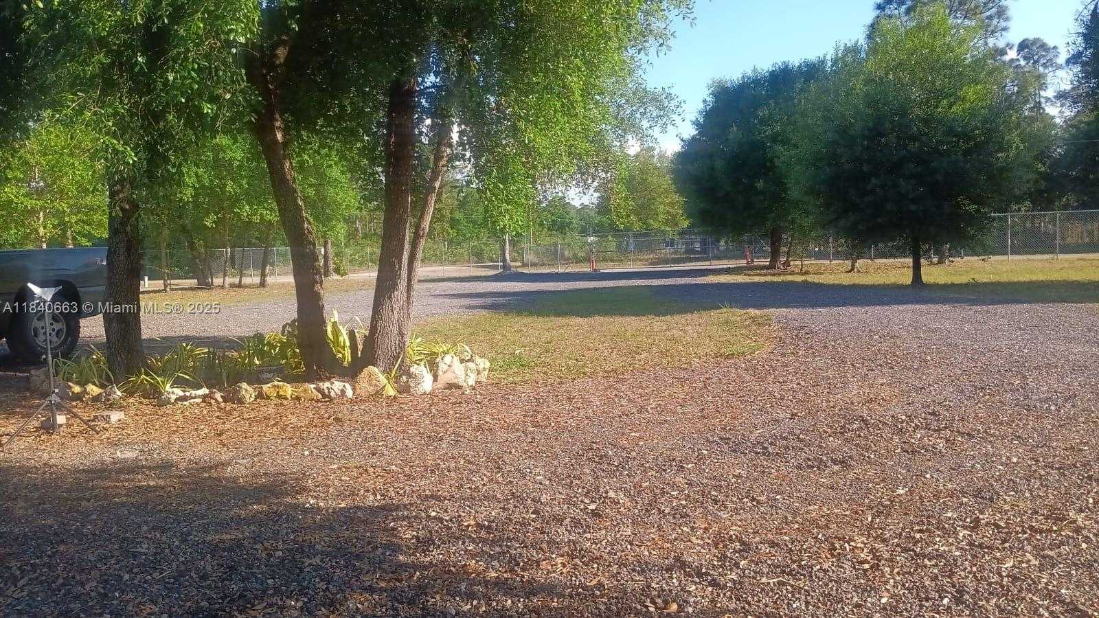 Small Image of 745 APPALOOSA AVE, Clewiston Number 10