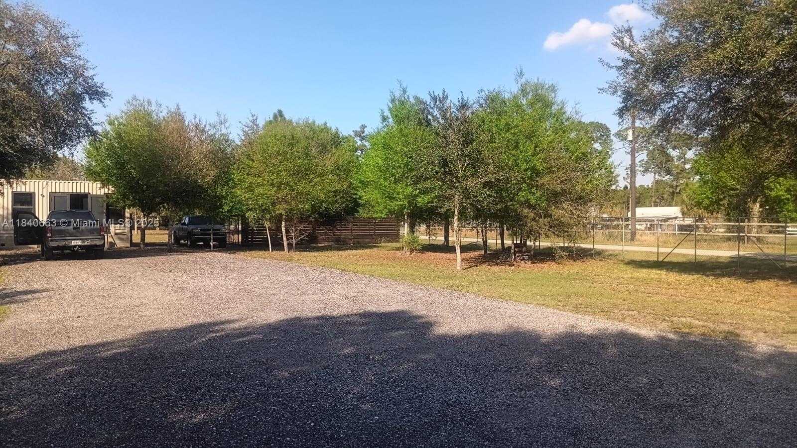 Small Image of 745 APPALOOSA AVE, Clewiston Number 14