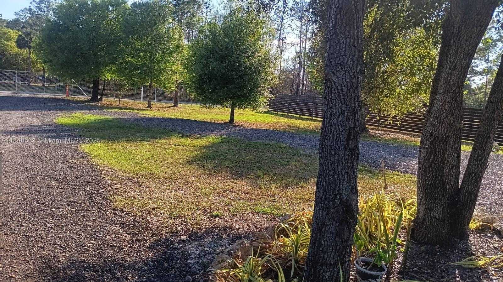 Small Image of 745 APPALOOSA AVE, Clewiston Number 16