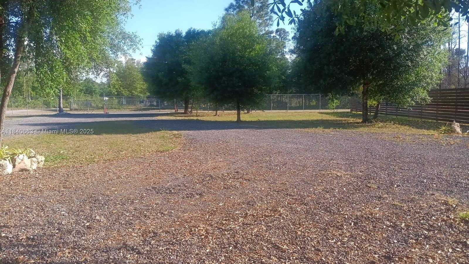 Small Image of 745 APPALOOSA AVE, Clewiston Number 18