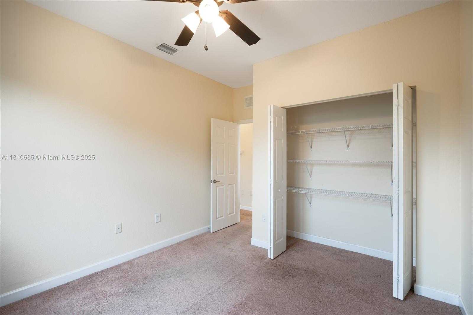Small Image of 423 SOUTH EAST 33RD TER, Homestead Number 21
