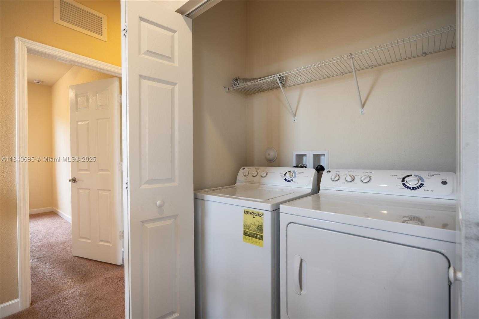 Small Image of 423 SOUTH EAST 33RD TER, Homestead Number 25