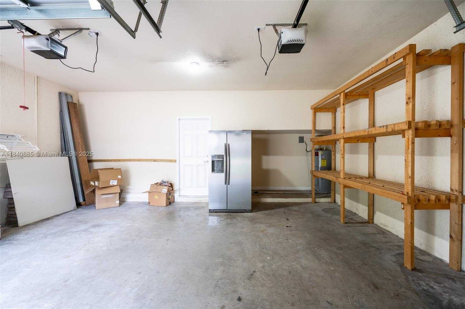 Small Image of 423 SOUTH EAST 33RD TER, Homestead Number 28