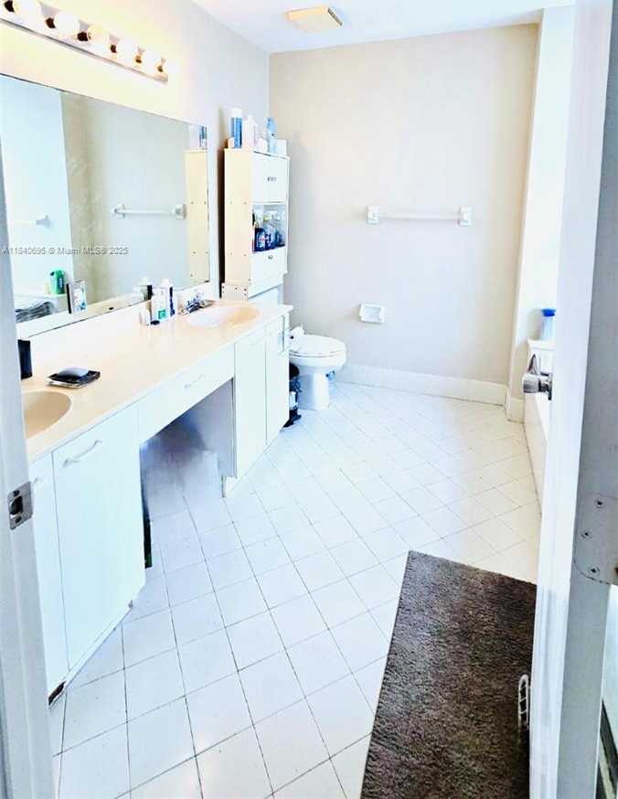 Small Image of 140 NORTH WEST 151ST AVE, Pembroke Pines Number 11