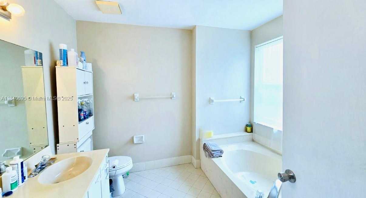 Small Image of 140 NORTH WEST 151ST AVE, Pembroke Pines Number 12