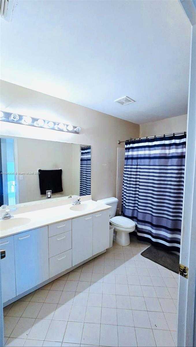 Small Image of 140 NORTH WEST 151ST AVE, Pembroke Pines Number 19