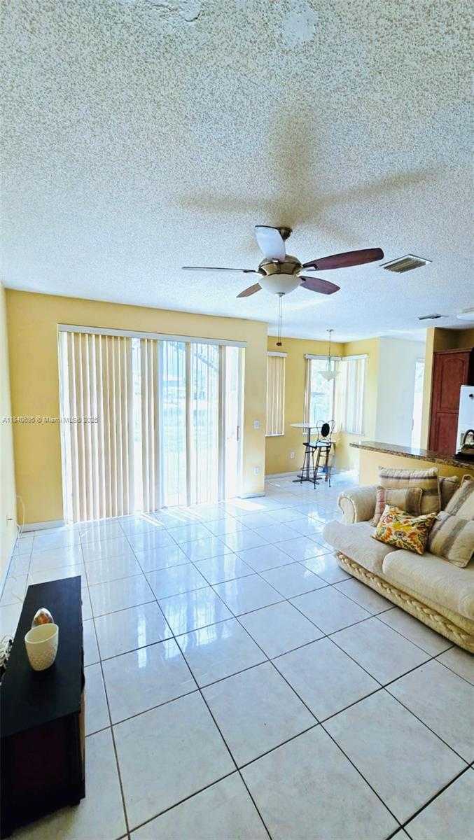 Small Image of 140 NORTH WEST 151ST AVE, Pembroke Pines Number 22