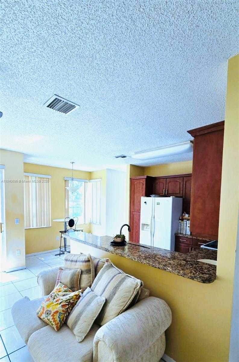 Small Image of 140 NORTH WEST 151ST AVE, Pembroke Pines Number 29