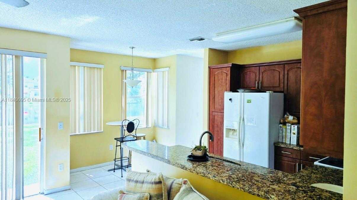 Small Image of 140 NORTH WEST 151ST AVE, Pembroke Pines Number 30
